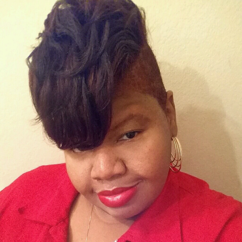 Meet your Posher, Tiffany